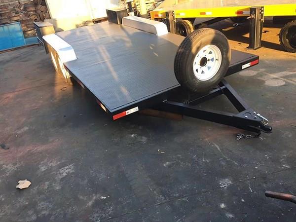 下雨天平板拖車廠家介紹如何避免打滑 下雨天平板拖車廠家介紹如何避免打滑